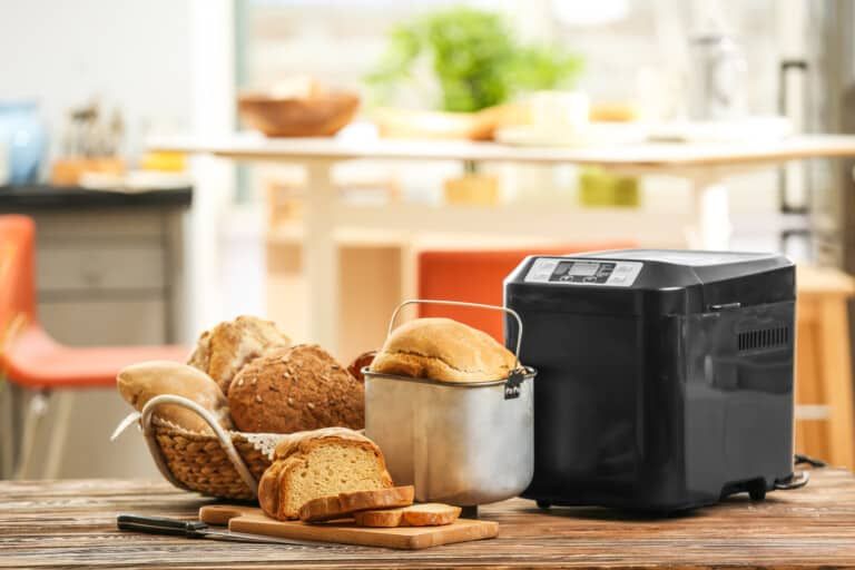 Machine à pain - Le livre de recettes de la machine à pain sans tracas : des recettes pratiques pour un pain fait maison parfait
