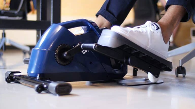 Entraîneurs elliptiques - Jfit sous le bureau et tenir le mini elliptique / pas à pas avec angle réglable
