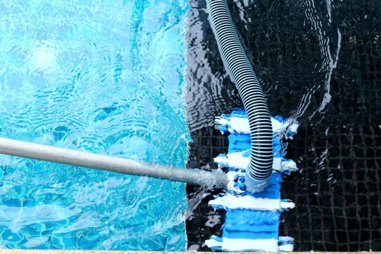 Robot piscine